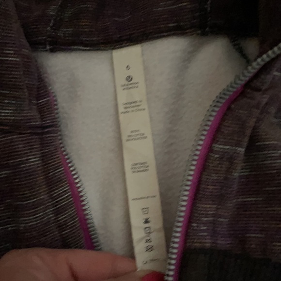 Lululemon scuba - Picture 2 of 3